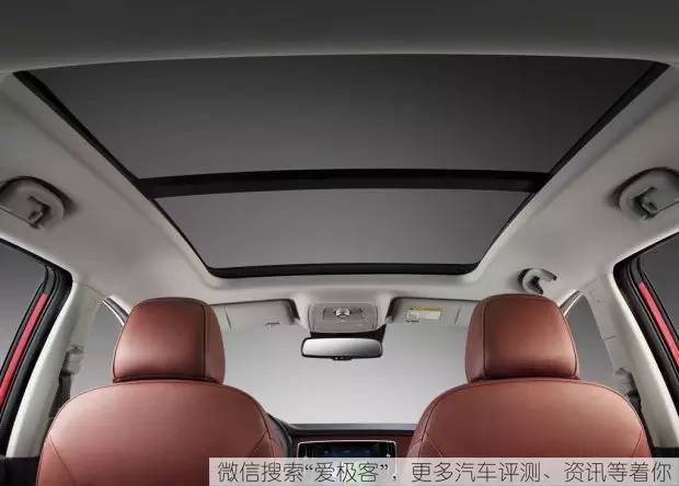 新车搭载YunOSforCar系统，大量荣威RX5内饰图曝光