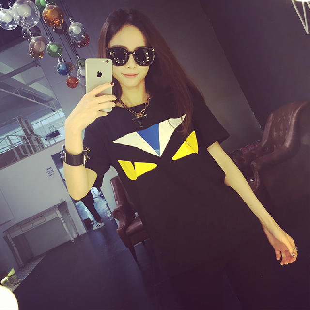 单一穿搭,混搭就是随意搭配服装