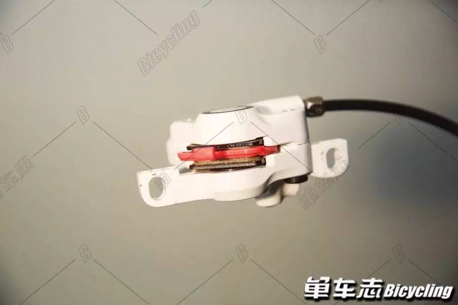 山地车碟刹异响怎么解决,山地车洗车后碟刹异响