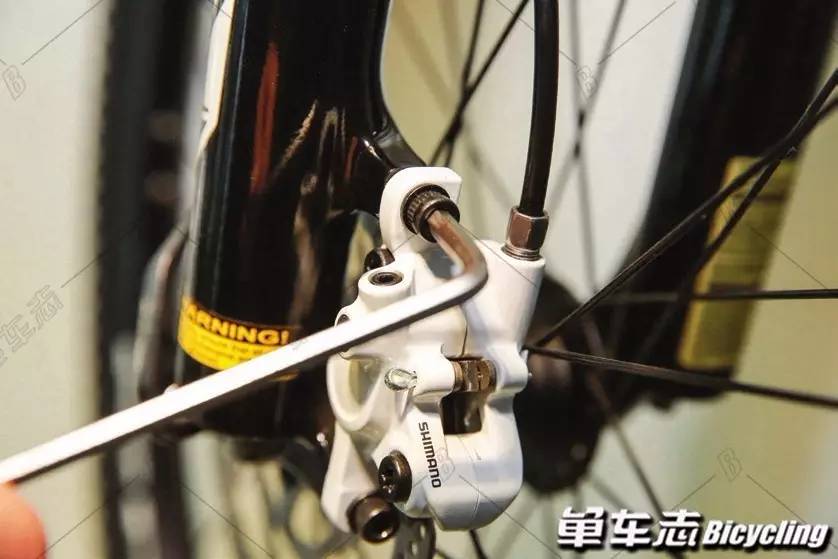 山地车碟刹异响怎么解决,山地车洗车后碟刹异响