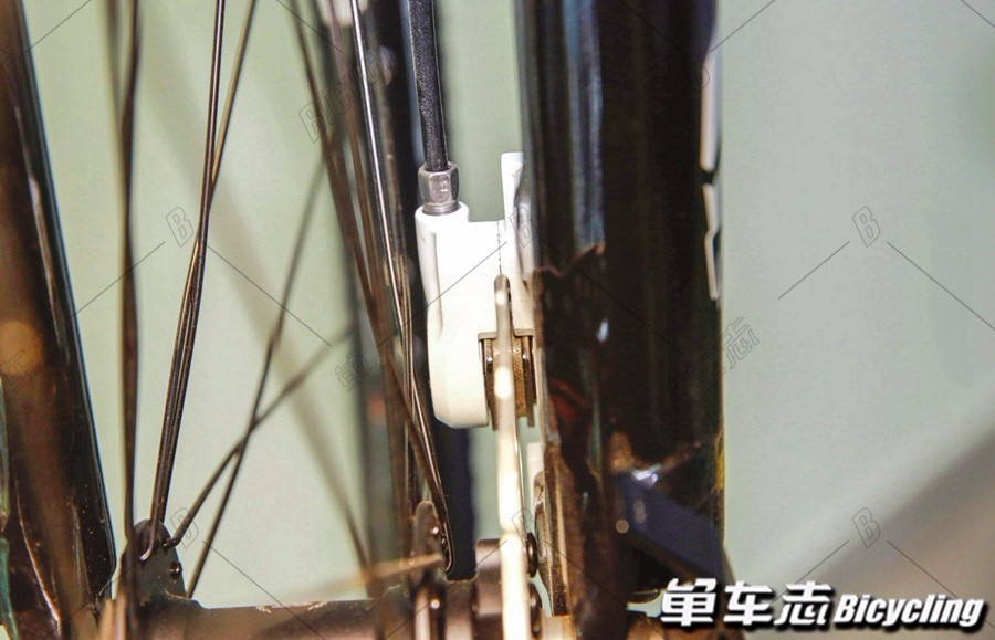 山地车碟刹异响怎么解决,山地车洗车后碟刹异响