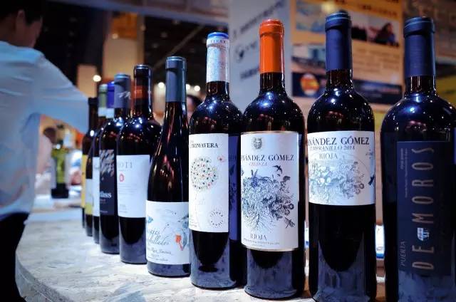 待小布说出真相，今天在进口商品展木有买买买的亲，要后悔到明年了！