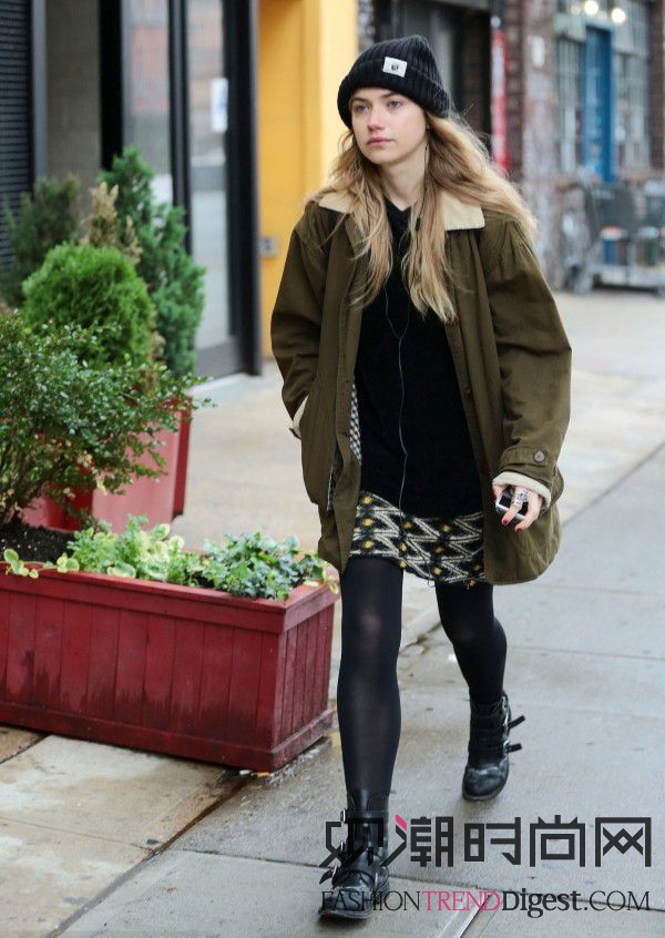 军绿色空军棉服,军绿色棉服羽绒服