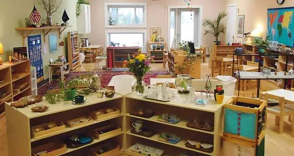 蒙特梭利幼儿园都有什么,为何要送孩子去蒙特梭利幼儿园