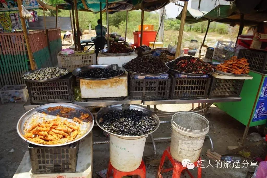 越南胡志明奥黛店,在胡志明街头偶遇穿奥黛的美女