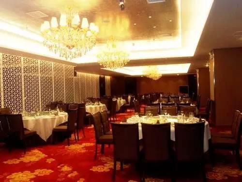 洛阳住哪个酒店好玩,洛阳酒店旅游攻略