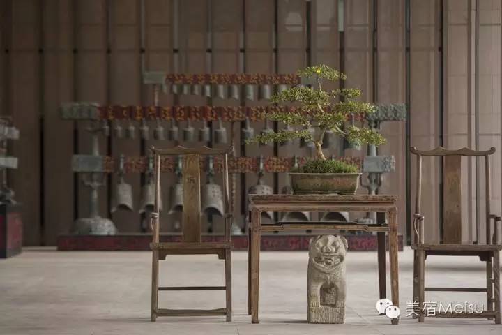 一家惊艳国牌度假界、一家美翻华北民宿圈，两种体验，看见最妩媚的青岛