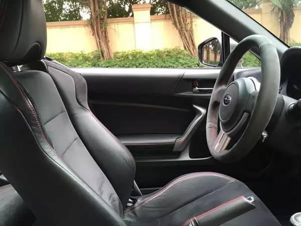 被YYP夸到天上去的86/BRZ，其实缺点也是一大堆