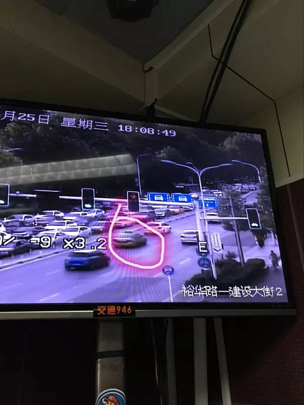 羊水破了被堵在路上,羊水破了父亲要怎么做