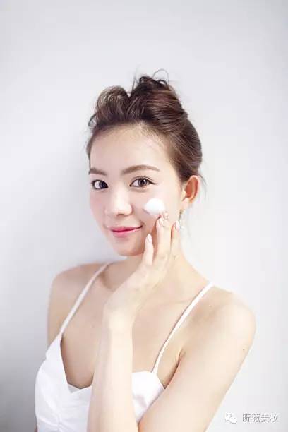 做通体雪白小公主！阳光~我不怕你！