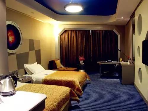 洛阳住哪个酒店好玩,洛阳酒店旅游攻略