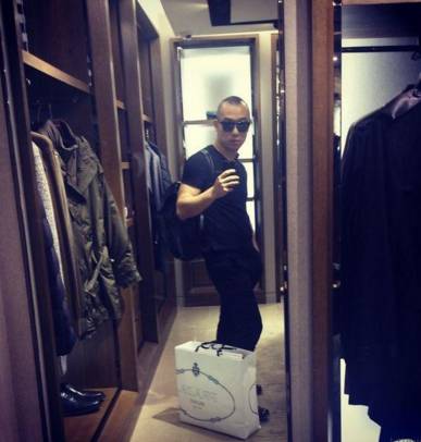 只是纯粹想分享个态势吗？不，因为穷的只剩钱了