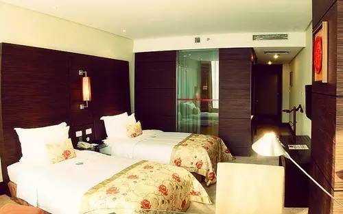 洛阳住哪个酒店好玩,洛阳酒店旅游攻略