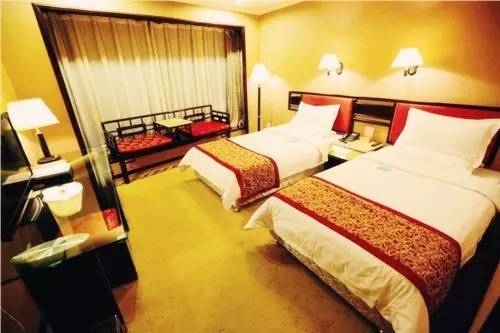 洛阳住哪个酒店好玩,洛阳酒店旅游攻略