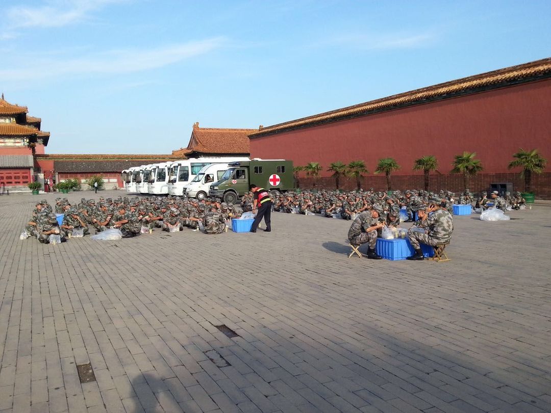 丽华快餐规定多长时间送达,丽华快餐日配送量