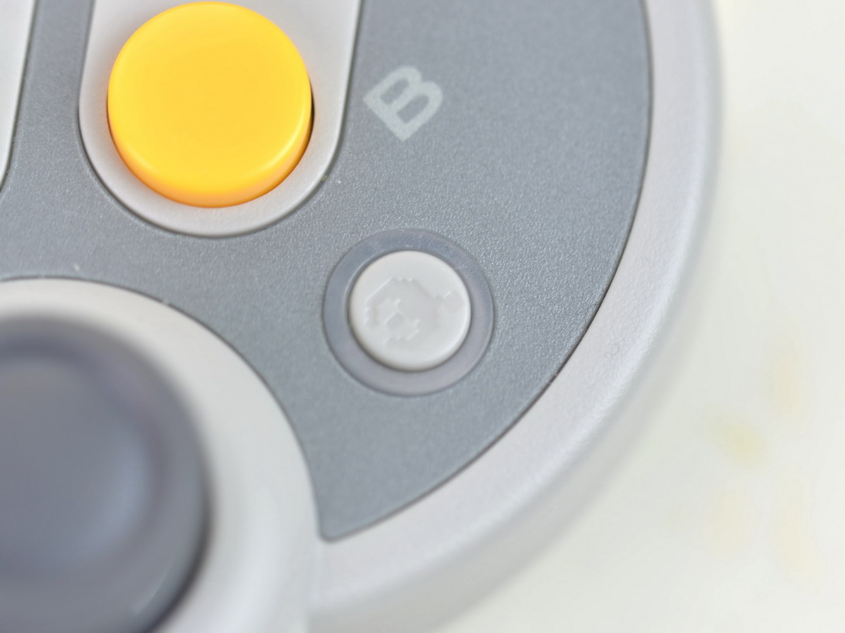 复古游戏蓝牙手柄,复古怀旧游戏手柄