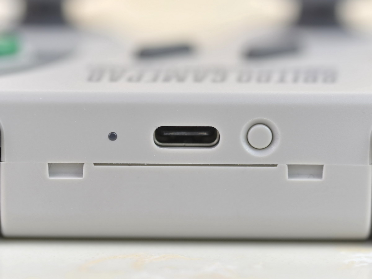 复古游戏蓝牙手柄,复古怀旧游戏手柄