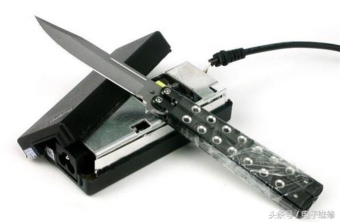 笔记本19v电源适配器拆解,联想300w电源适配器拆解