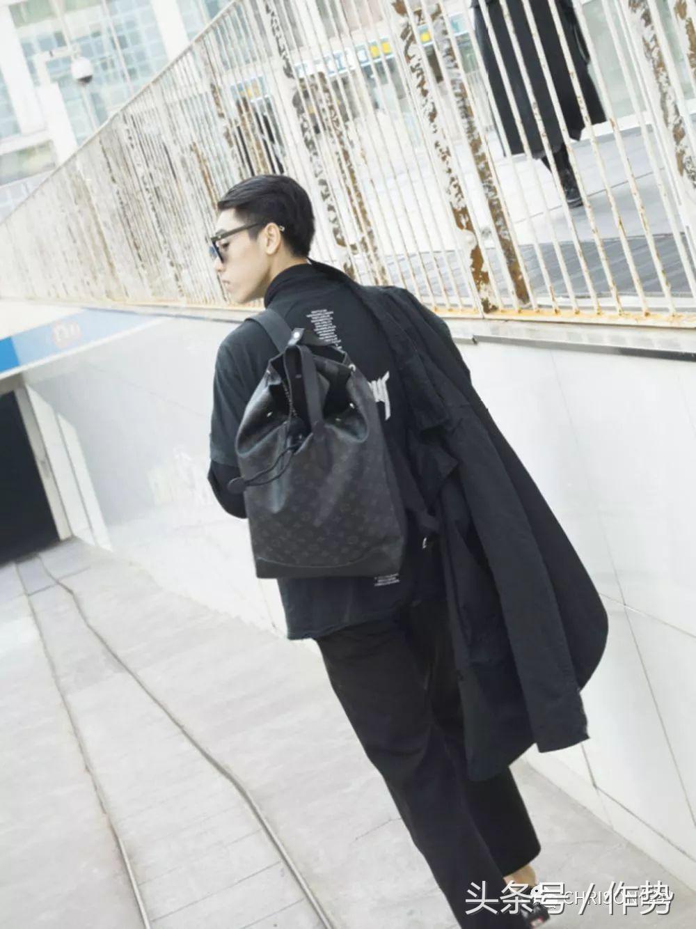 还没出道就穿上十万的行头，他还只是个偶像练习生？