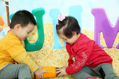 双胞胎如何实现纯母乳喂养,双胞胎养育指南译本