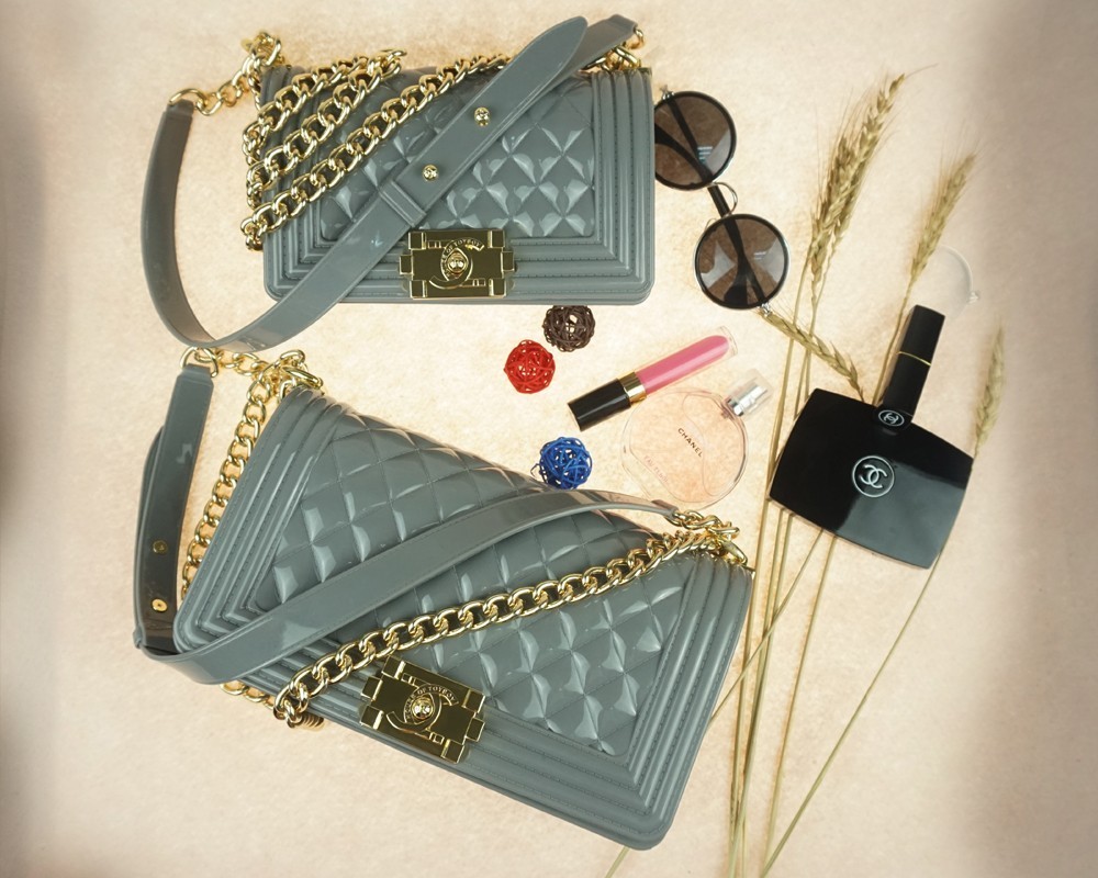 适合夏天背的通勤包百搭,天热背什么材质的包