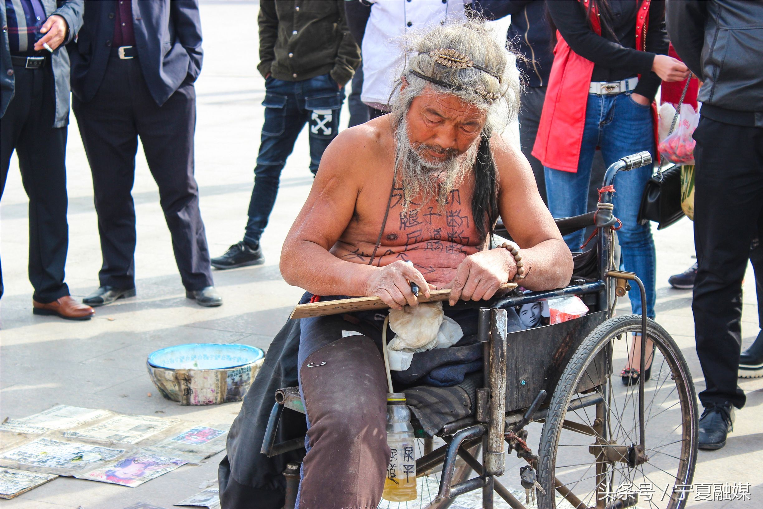银川南门广场车辆运营乱象,银川南门怪合味