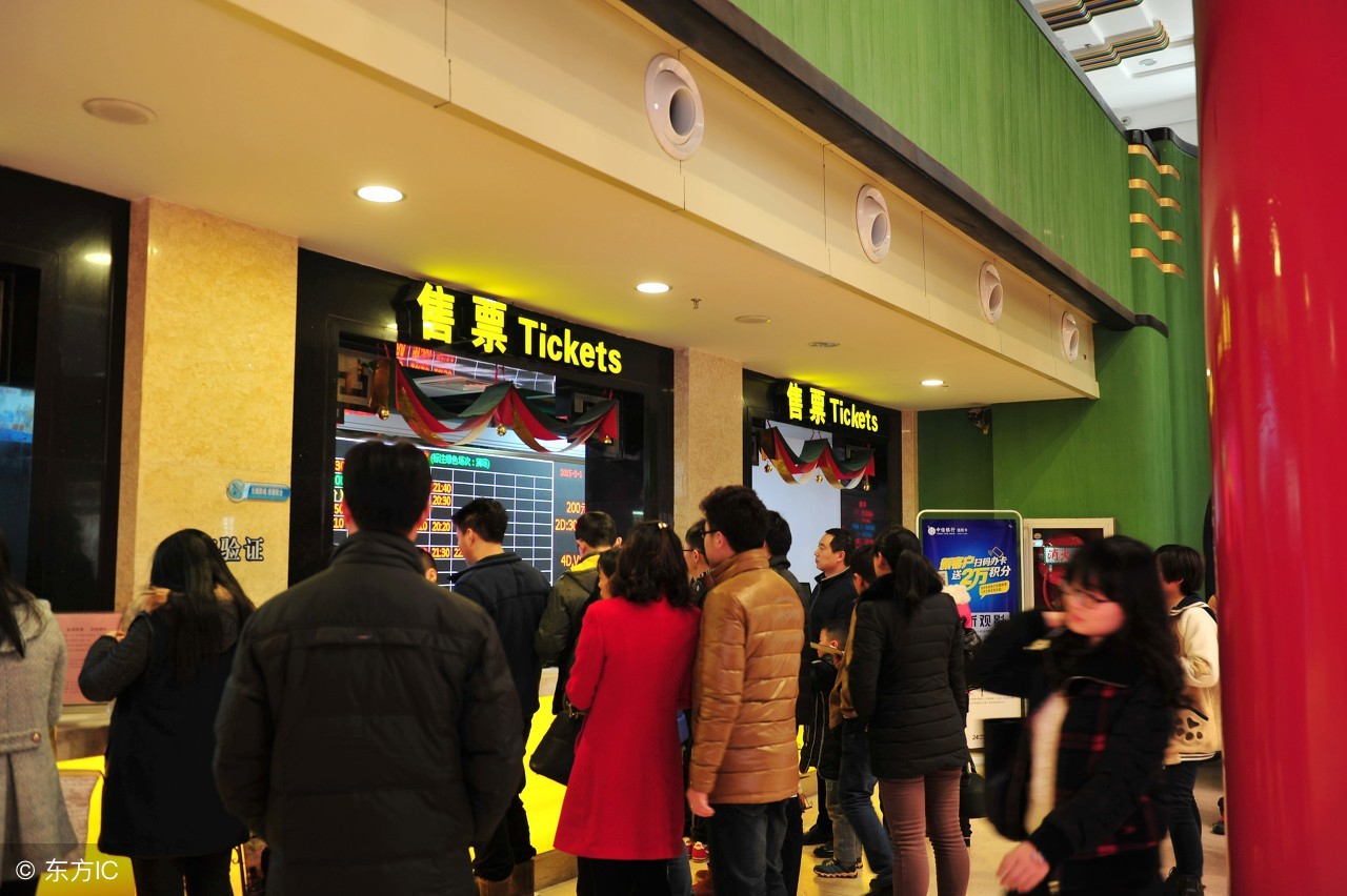 丈母娘逼我跟老婆离婚，不断给老婆介绍对象，我内心却偷着乐