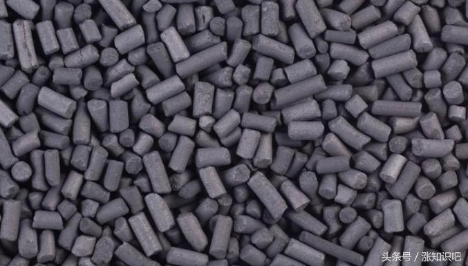 装修后通风半年关闭门窗后还有味,新房装修完能一边通风一边入住