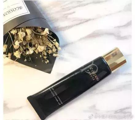 美妆店的cpb隔离霜是真的吗,美妆店用的隔离