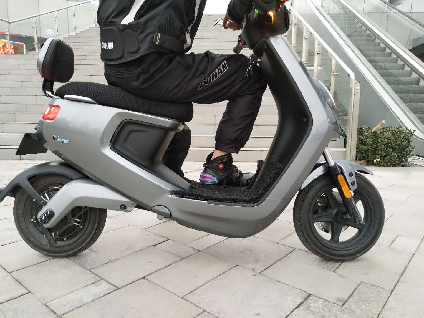 小牛m1超帅视频,小牛m1经典款