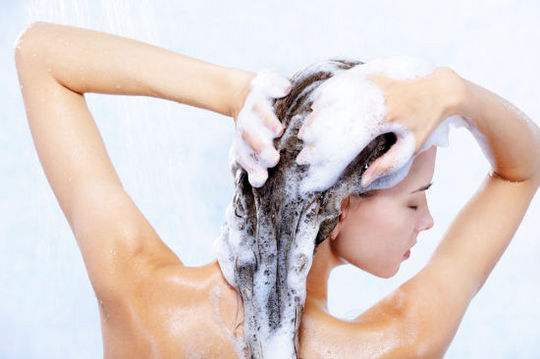 吃完橙子洗了手还是黏黏的,吃完橙子后用不用洗手