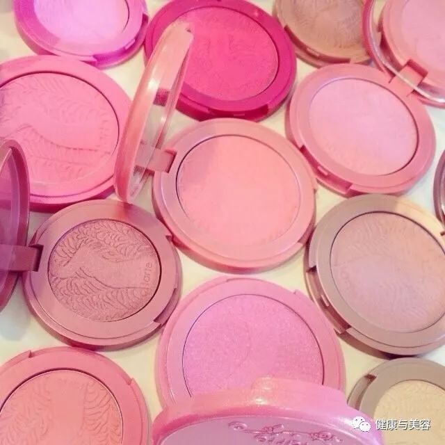 秒变宝宝脸,最自然显脸小的腮红