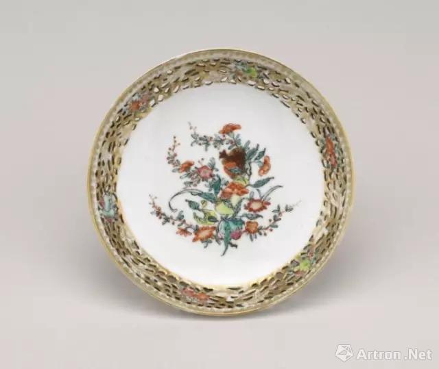 有关乾隆粉彩的六大特征，精品明清官窑可送北京保利北京翰海