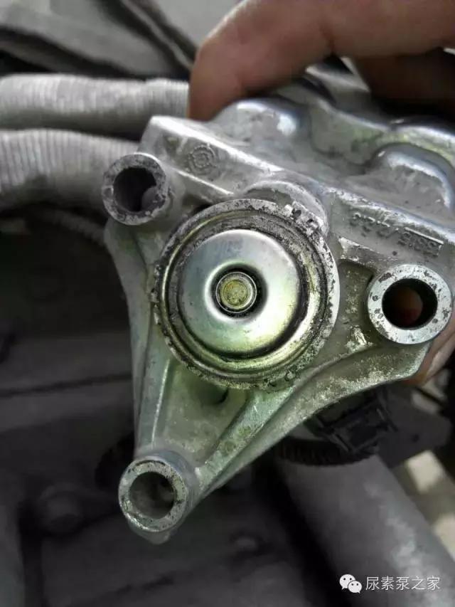 尿素消耗快怎么回事,尿素不消耗是什么原因