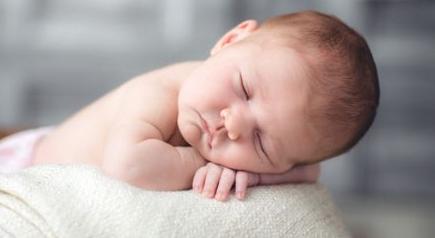 孩子体内缺什么会爱哭,宝宝体内缺什么会笨