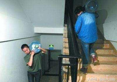 送水工能挣多少,送水工一天的收入