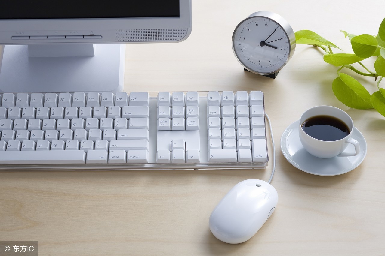 电脑回收站的使用方法,电脑回收站怎么隐藏win7