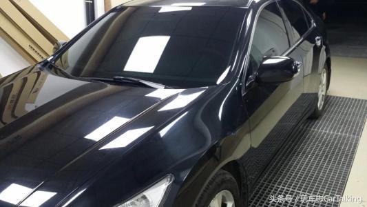 贴了车膜很久不洗车有没有事,贴了车衣的老车主