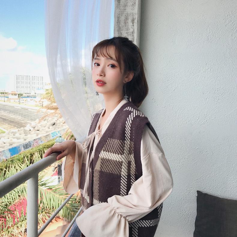 白色马甲线针织搭配,针织马甲有效穿搭