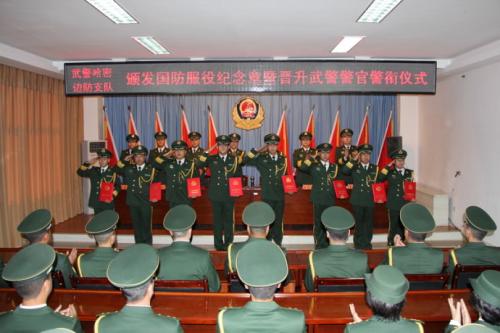 符合这些条件，警校或普通大学毕业，你可以直接成为*警武**警官