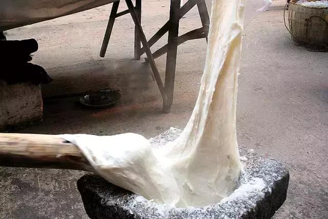 这道冷门的传统小吃馋人直流口水,各类让人垂涎的小吃舌尖上的中国