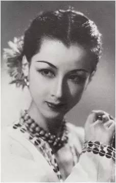 温柔小嘴，性感大嘴，您说说哪个更美？