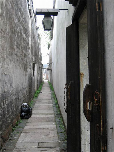 拍照灰蒙蒙ps怎么处理,ps如何消除拍照照片的裂纹