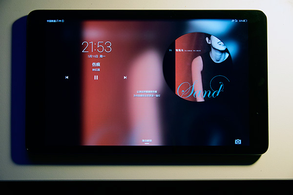 华为平板揽阅m2青春版10寸,华为揽阅m2青春版10.1有耳机孔嘛