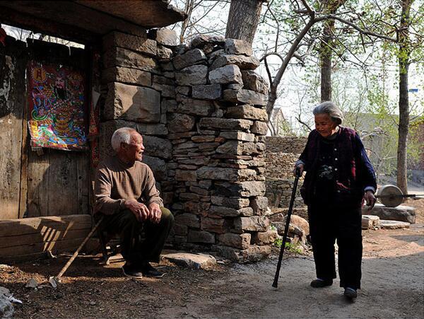 卖给家里老人什么手机好,给老年父母的手机推荐