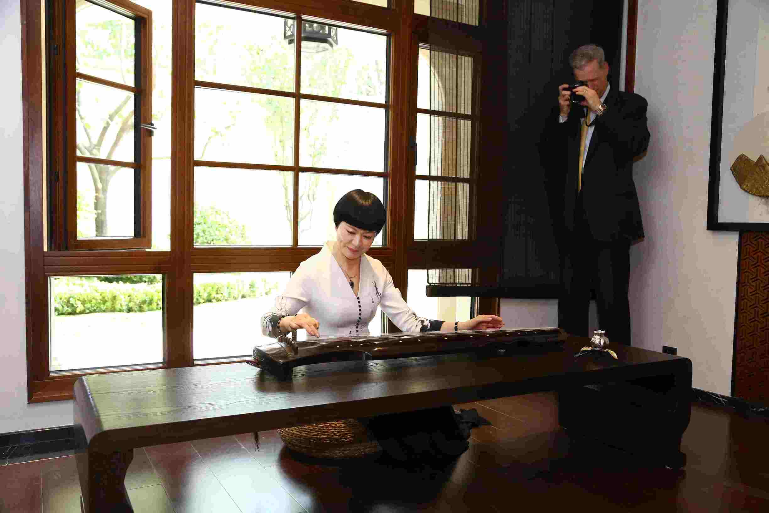 直播/北京壹号庄园样板间开放剪彩