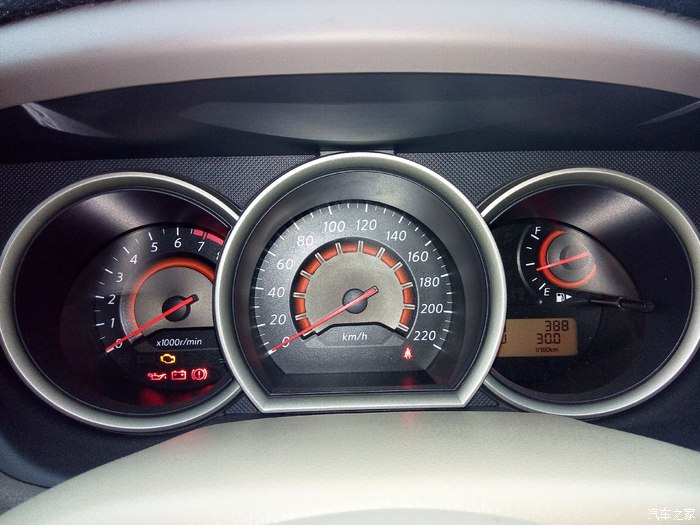 经典轩逸优惠5.98万,轩逸优惠后6.98万预算推荐