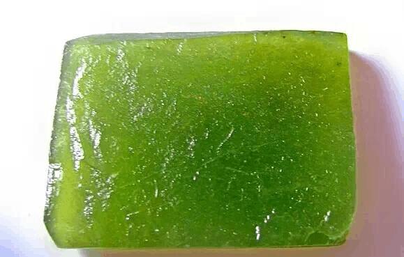 真正的纯天然玉石原石图片,各种玉原石图片大全集