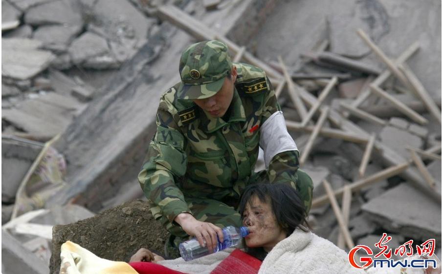 绝境之一：5.12地震后，几千囚犯大转移