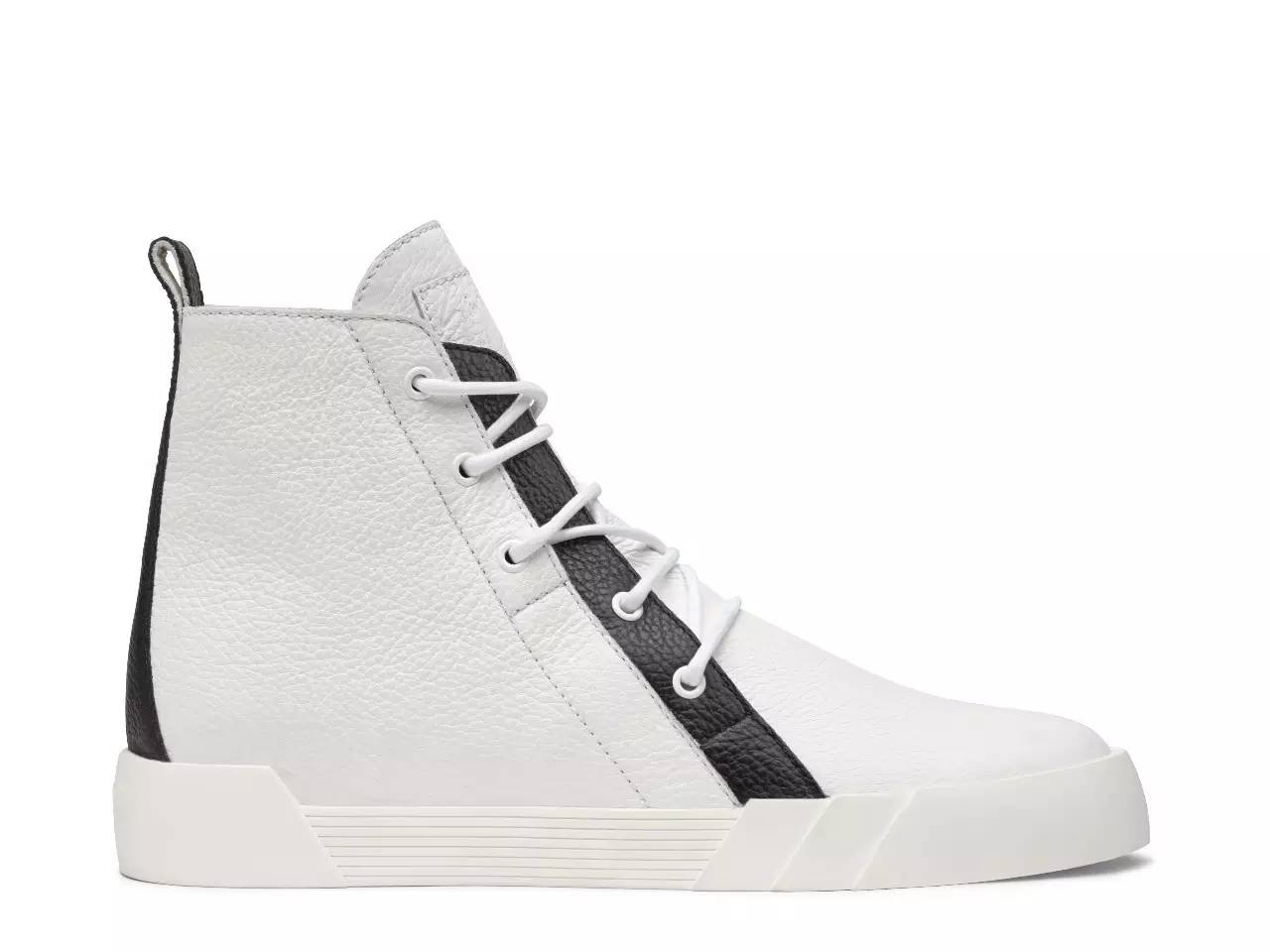 推荐耐克帅气潮鞋,盘点十大帅气鞋子推荐